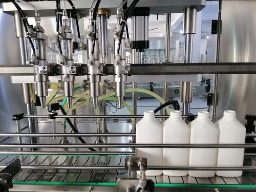 食用油灌裝機屢次調(diào)試不見好轉？那是因為你沒有盤對他